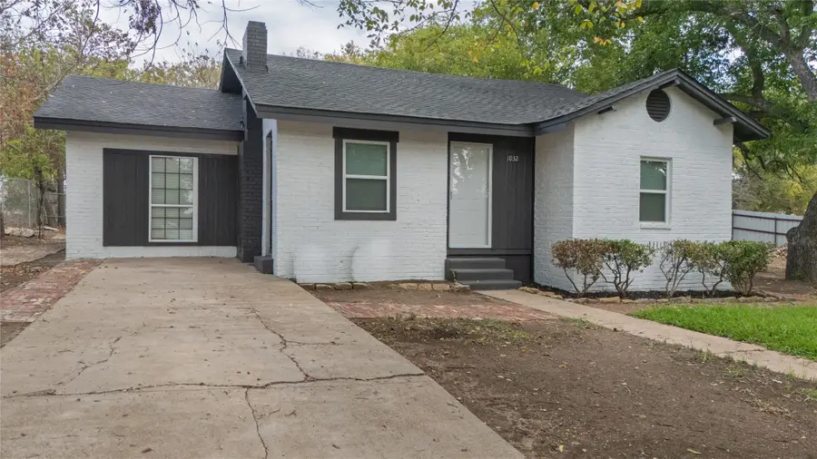 1032 W Oak Street, Weatherford, TX 76086 - #2