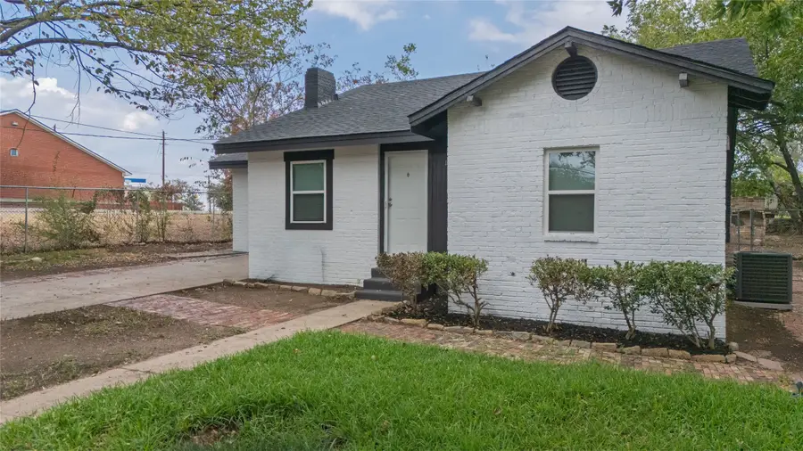 1032 W Oak Street, Weatherford, TX 76086 - #3