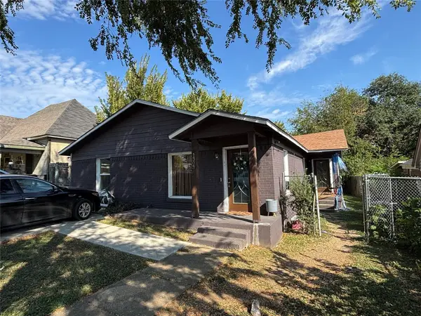 1303 E Myrtle Street #A, Fort Worth, TX 76104
