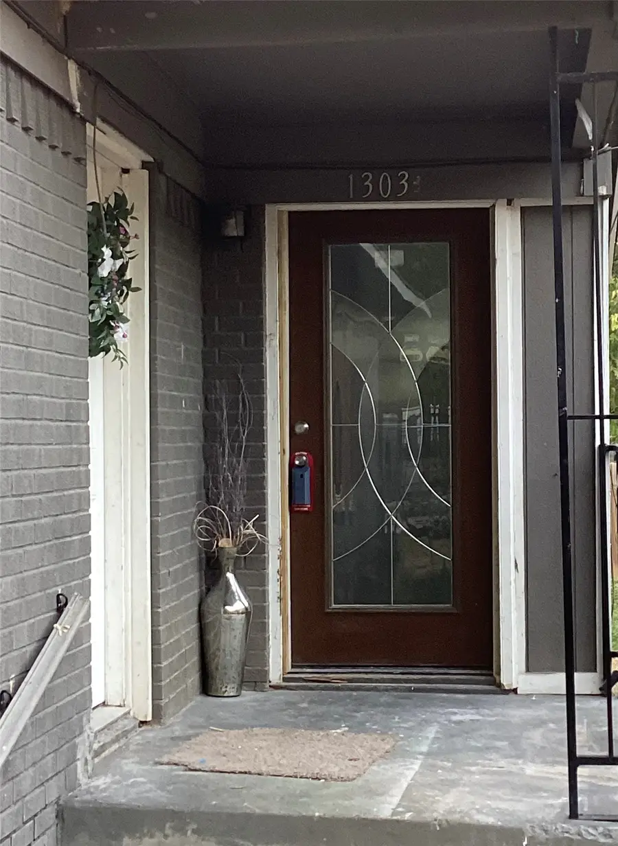1303 E Myrtle Street #A, Fort Worth, TX 76104 - #3