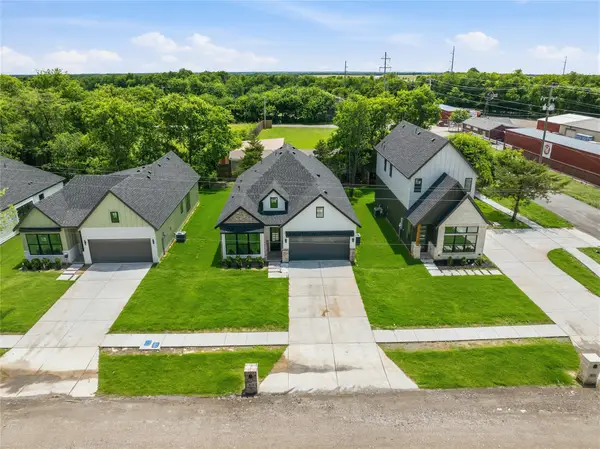 301 E Locust Street, Leonard, TX 75452