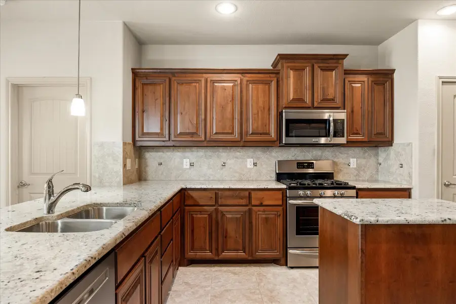 5103 Glen Meadow Drive, Arlington, TX 76001 - #3