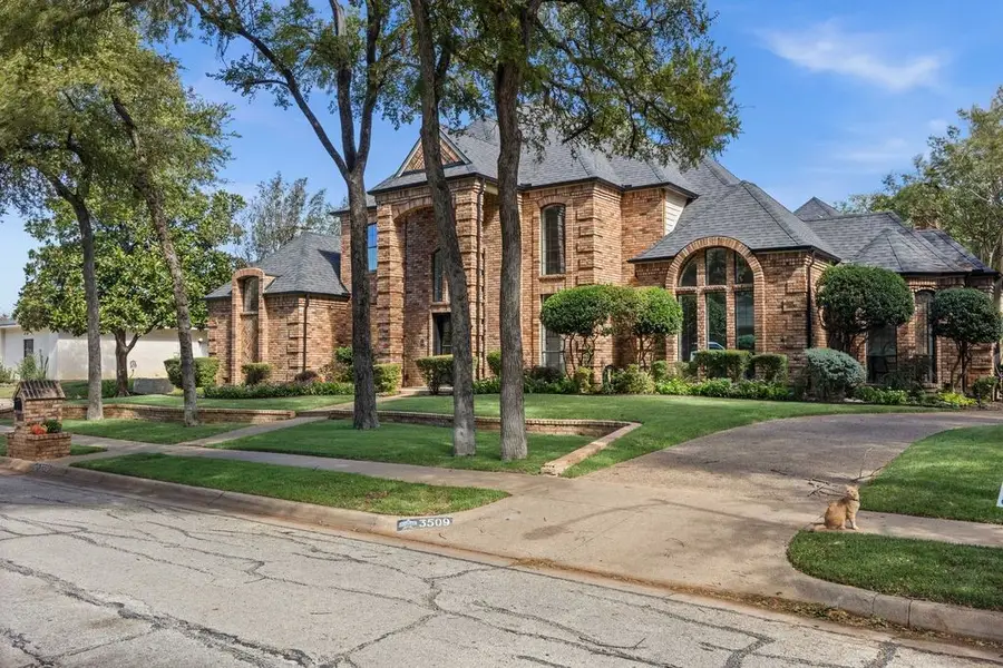 3509 Lake Tahoe Drive, Arlington, TX 76016 - #2