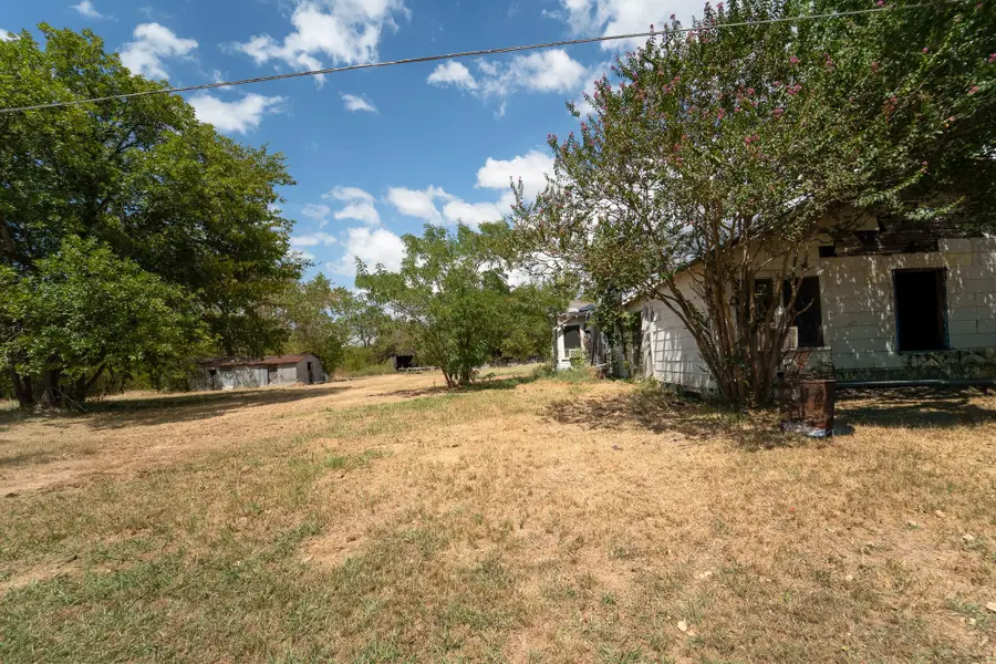 304 Lawrence Street, Talco, TX 75487 - #2