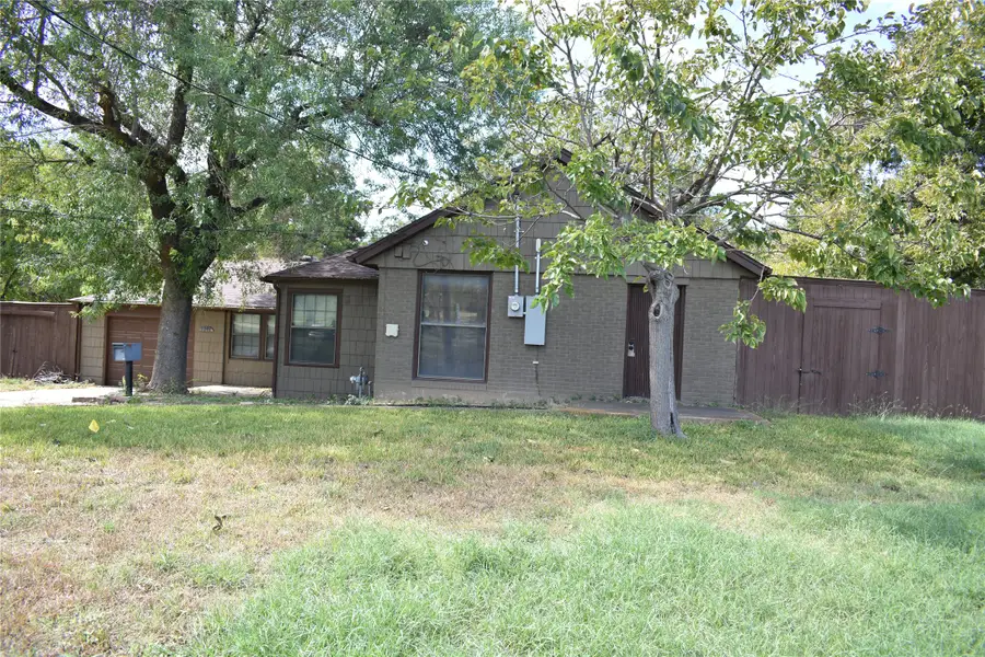 3923 Lawnview Avenue, Dallas, TX 75227 - #2