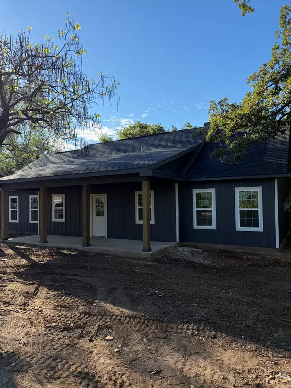 230 Nighthawk Drive, Pottsboro, TX 75076