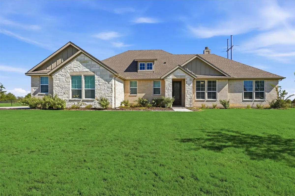 60 Roosevelt Lane, Valley View, TX 76272 - #1
