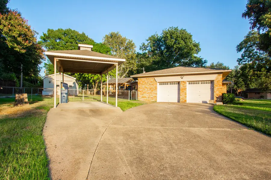 2706 S 5th Street, Garland, TX 75041 - #2