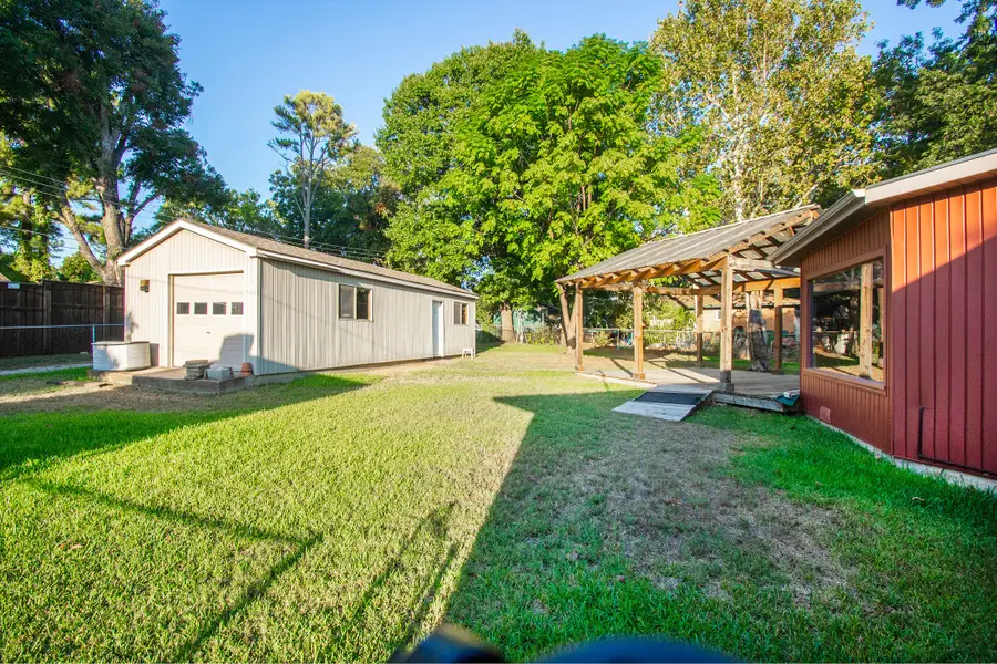 2706 S 5th Street, Garland, TX 75041 - #3