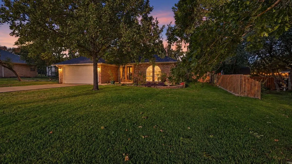 1903 W Spanish Oak Drive, Granbury, TX 76048 - #1
