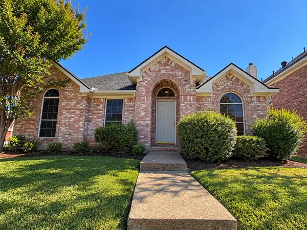 1906 Dartbrook Drive, Rowlett, TX 75089
