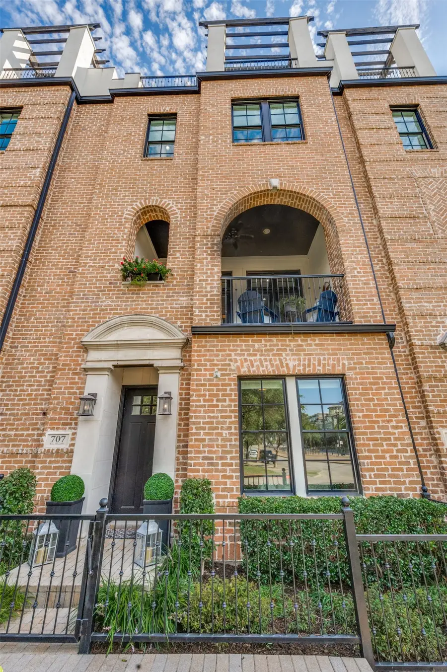 707 Will Rice Avenue, Irving, TX 75039 - #2