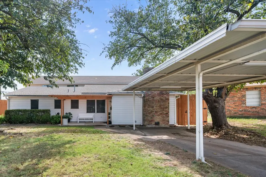 2548 Wood Valley Place, Dallas, TX 75211 - #2