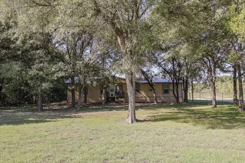 10701 Fm 916, Grandview, TX 76050 - #1