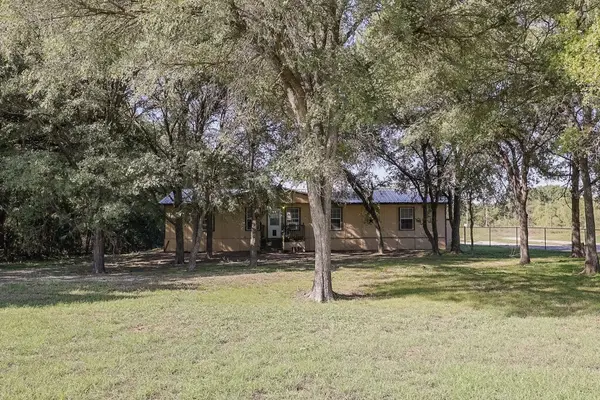 10701 Fm 916, Grandview, TX 76050