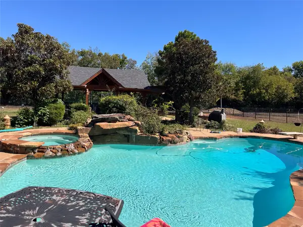18 White Rock Trail, Lucas, TX 75002