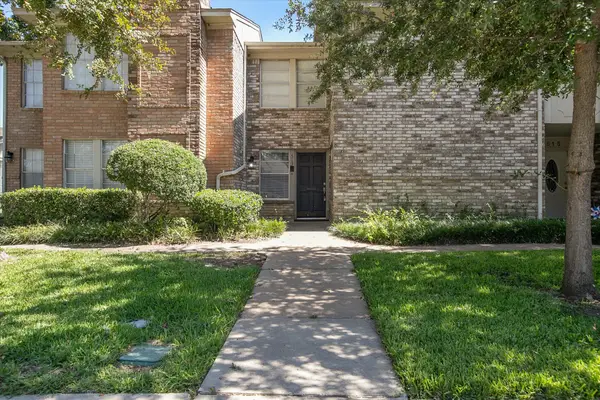 513 Towne House Lane, Richardson, TX 75081