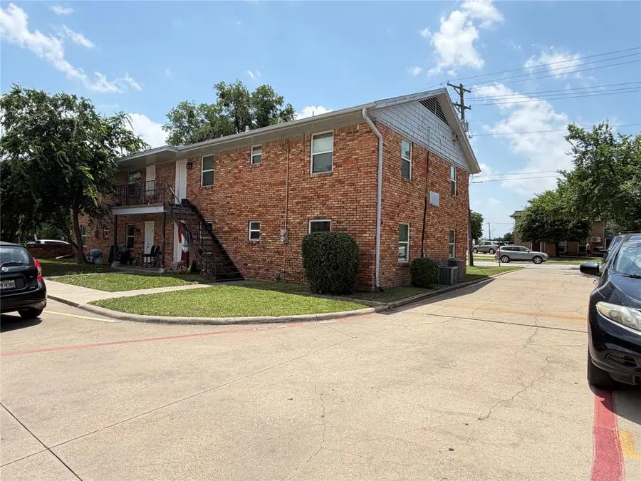 2266 W Oak Street, Denton, TX 76201 - #2