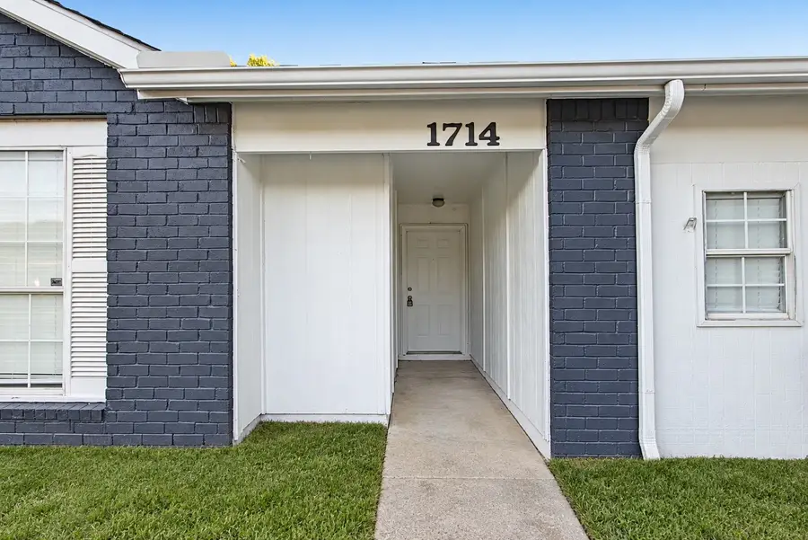 1714 Granada Drive, Arlington, TX 76014 - #2