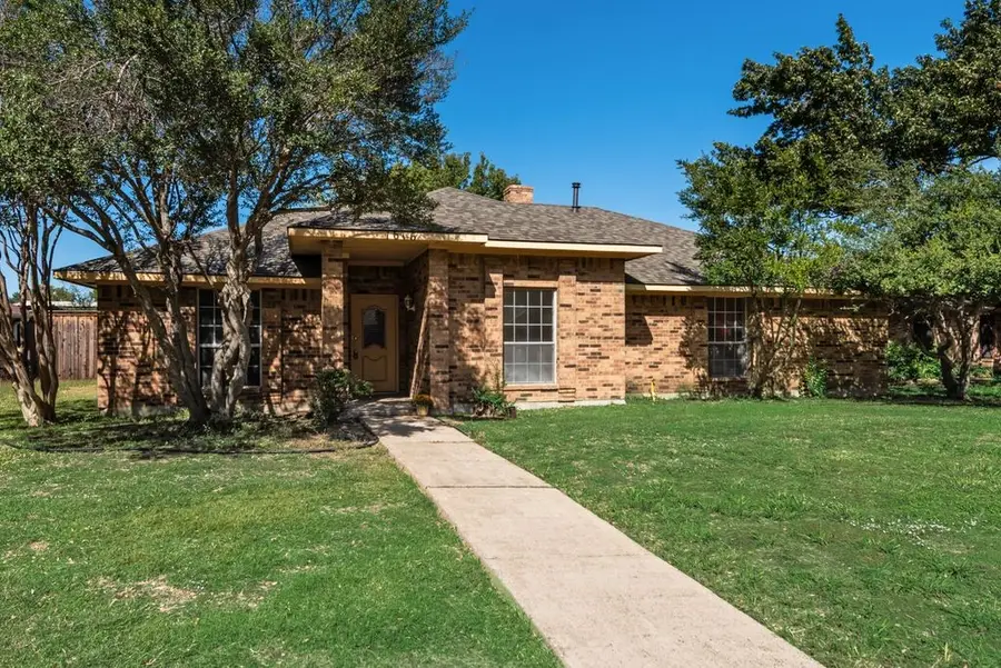 1616 Saxony Place, Carrollton, TX 75007 - #2