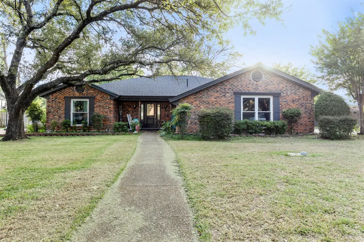 900 Stonelake Drive, Cleburne, TX 76033 - #1