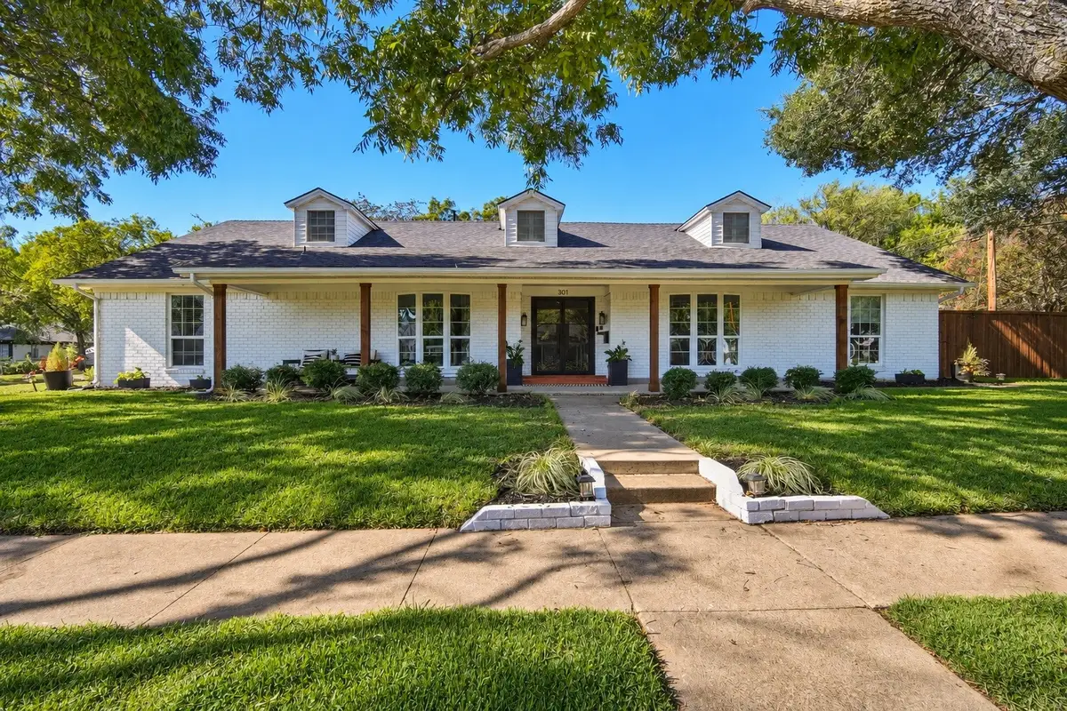 301 N Preston Street, Ennis, TX 75119 - #1