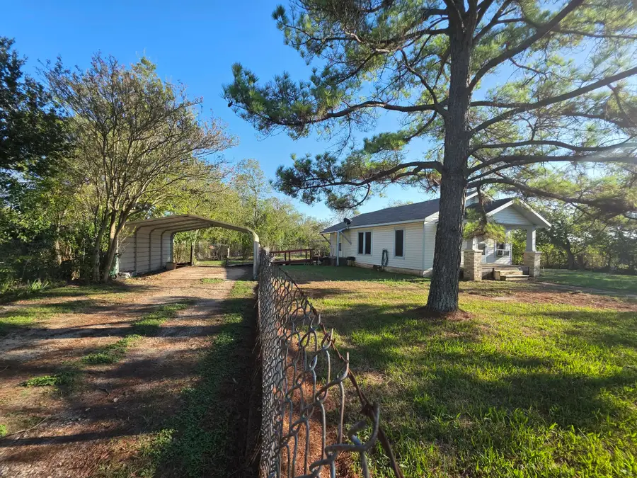713 W Fannin, Mexia, TX 76667 - #3