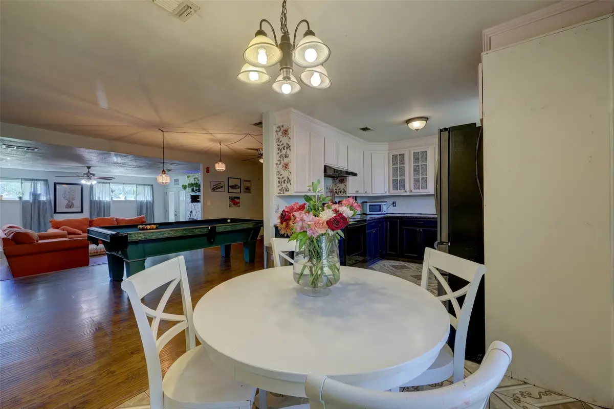 901 Elizabeth Boulevard, Granbury, TX 76048 - #1