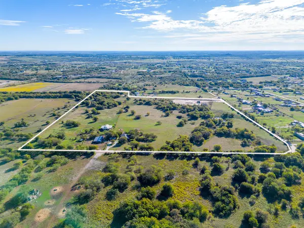 8112 County Rd 1014, Joshua, TX 76058