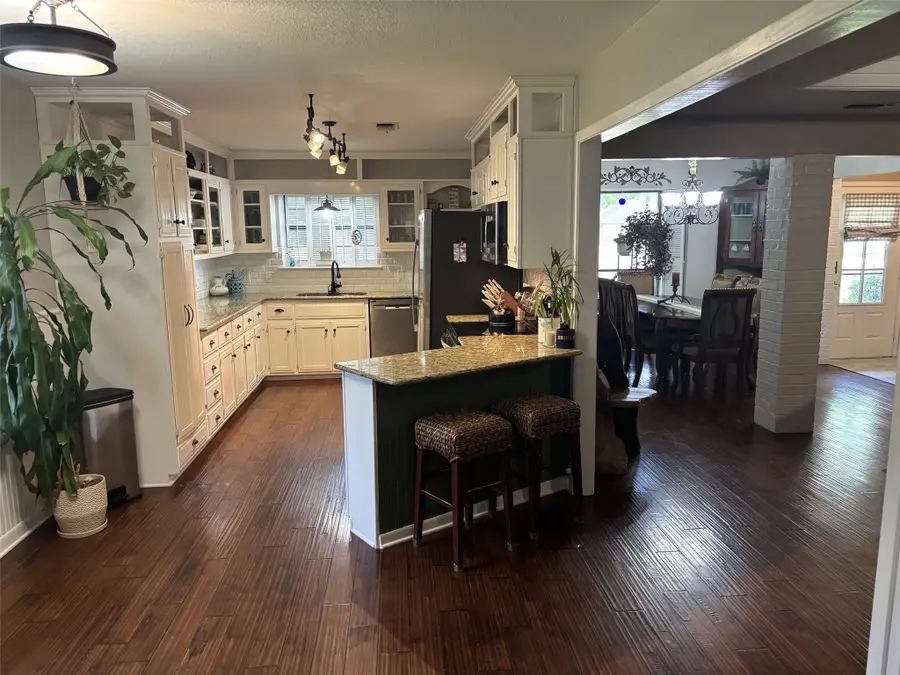 590 39th Street Se, Paris, TX 75462 - #2