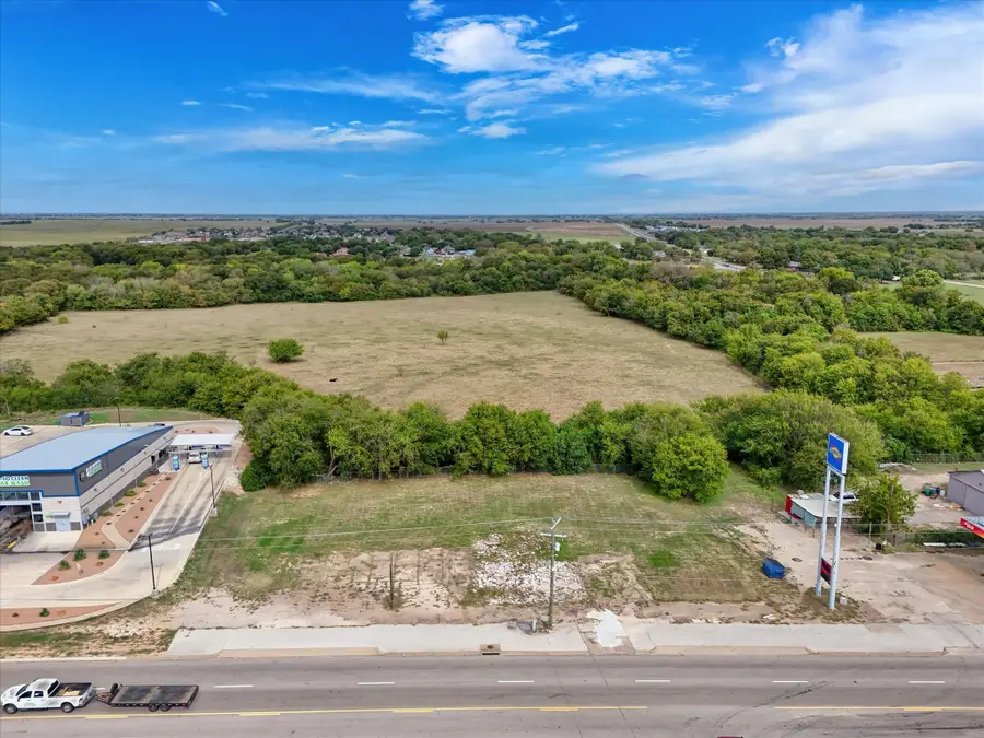 529 W Mcgregor Drive, McGregor, TX 76657 - #2