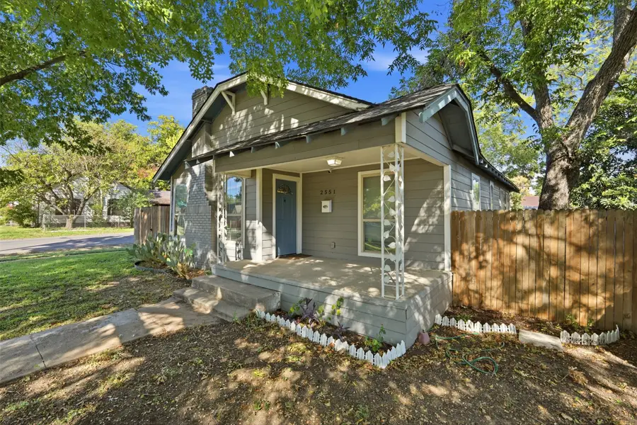 2551 Grafton Avenue, Dallas, TX 75211 - #2