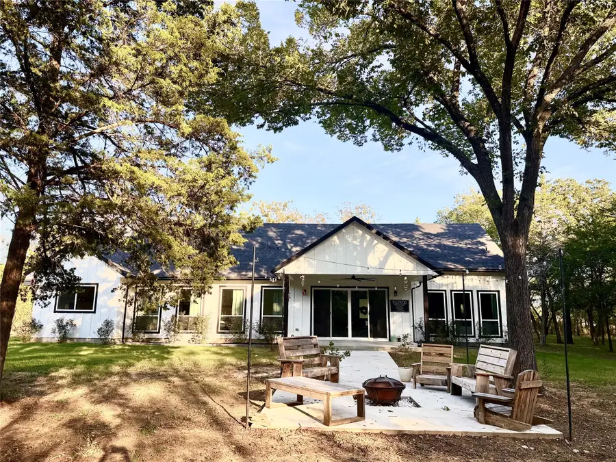 522 S Eastern Street, Keene, TX 76031 - #2