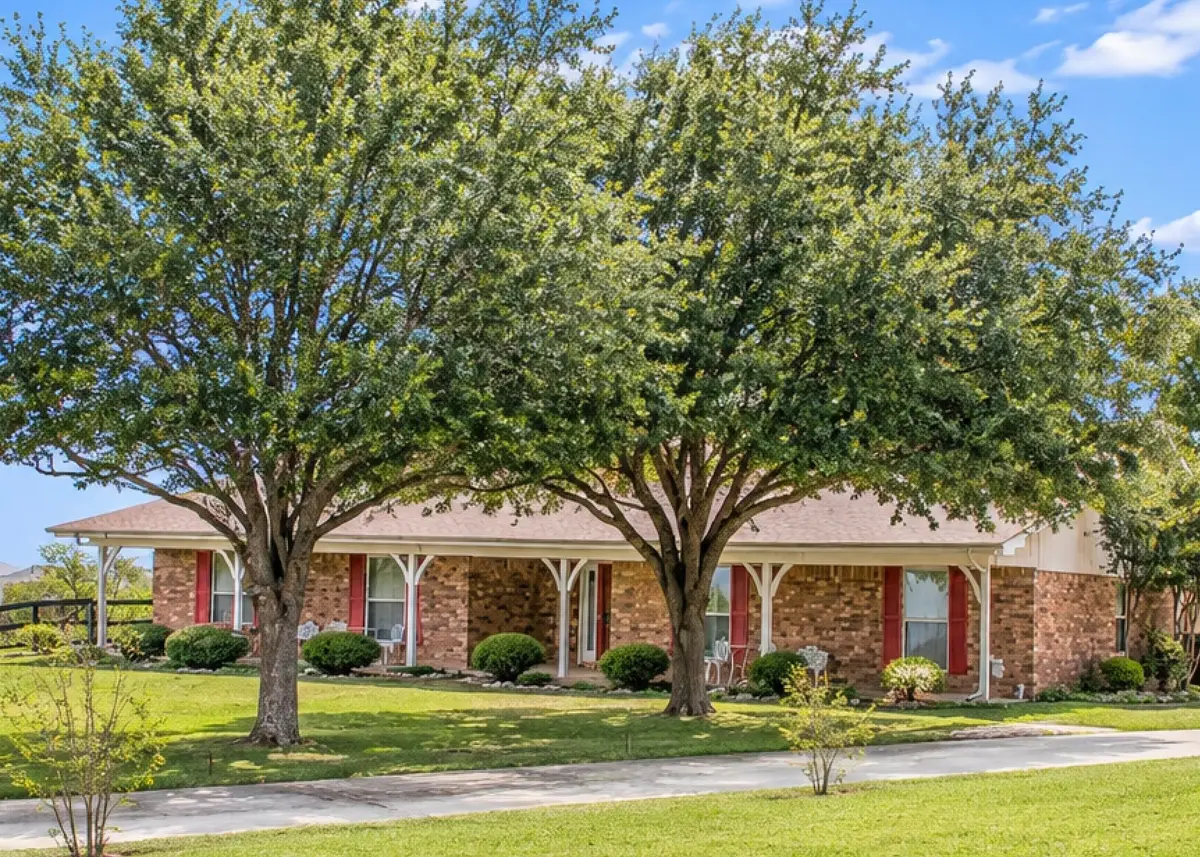 308 Paint Pony Trail N, Fort Worth, TX 76108 - #1