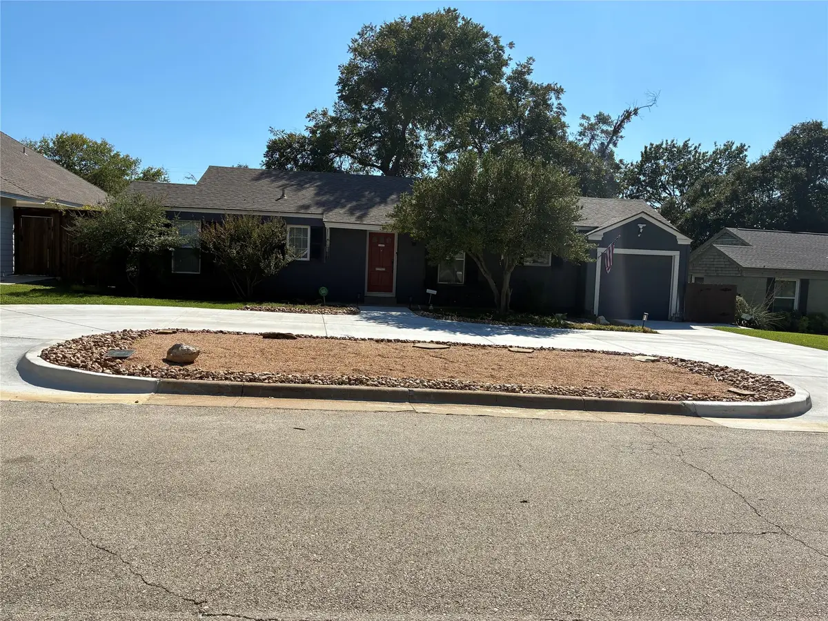 6441 Drury Lane, Fort Worth, TX 76116 - #1