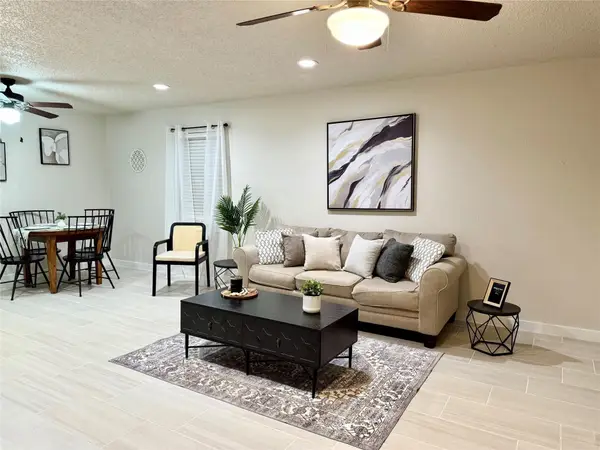 739 W Pine Street, Jacksboro, TX 76458