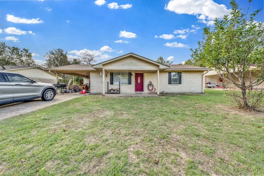 209 Santa Fe Street, Emory, TX 75440 - #2
