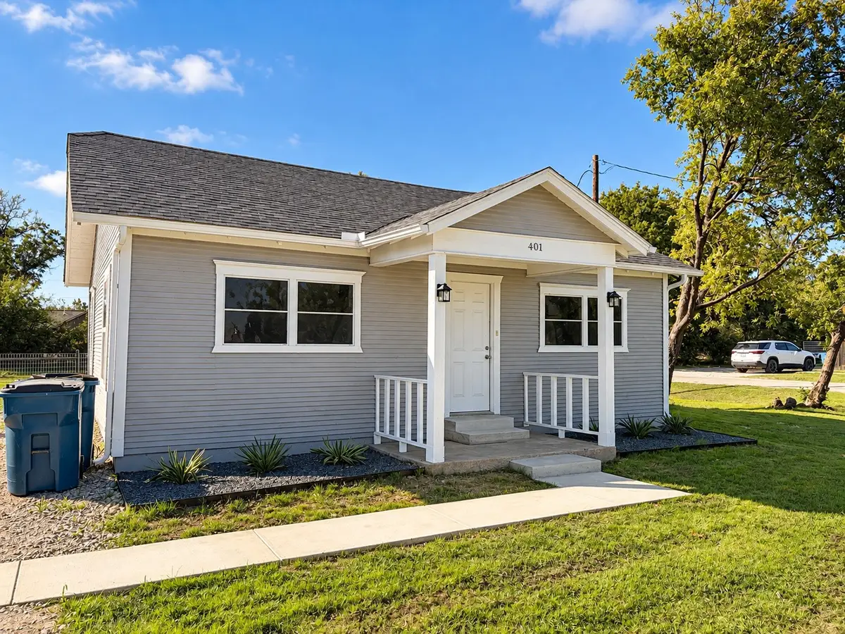 401 N Frontage Road, Valley View, TX 76272 - #1