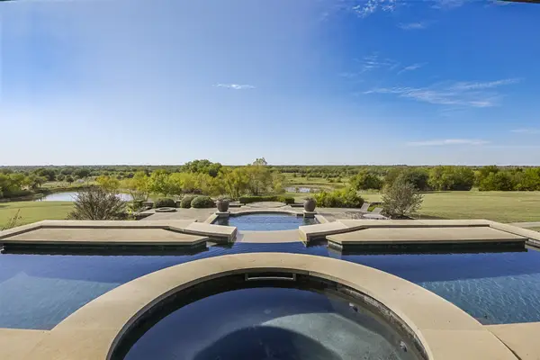 966 Sugar Ridge Road, Ennis, TX 75119