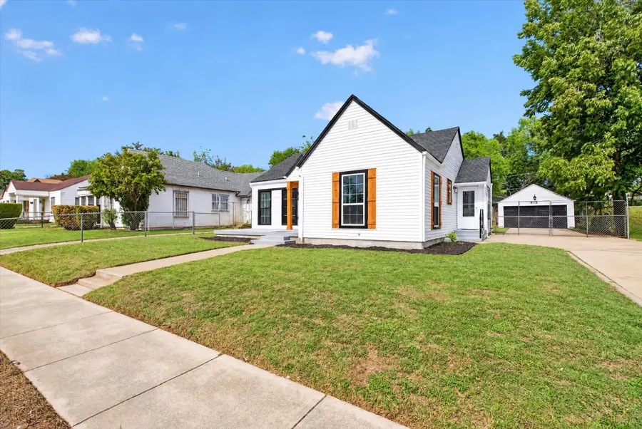 815 E Robert Street, Fort Worth, TX 76104 - #3