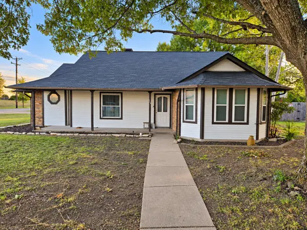 113 Dove Avenue, Red Oak, TX 75154