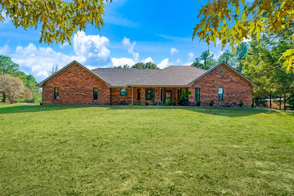 132 Cr 45010, Powderly, TX 75473