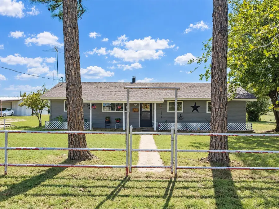 2220 Well Service Road, Bowie, TX 76230 - #3