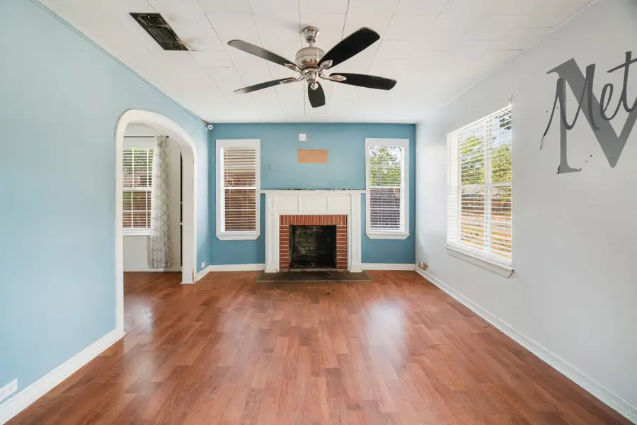2044 Cleveland Street, Paris, TX 75460 - #3