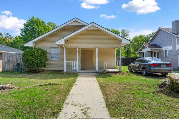 324 Cynisca Street, Waxahachie, TX 75165