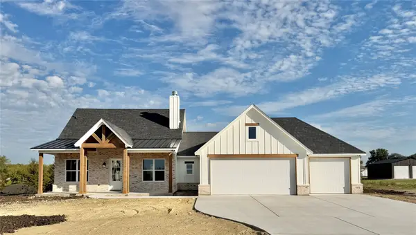 1001 Sarbrina Court, Weatherford, TX 76085