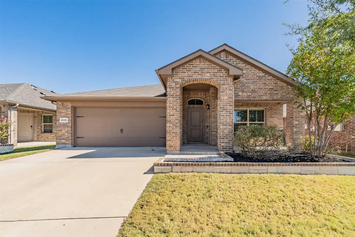 9316 Herringbone Drive, Fort Worth, TX 76131 - #1