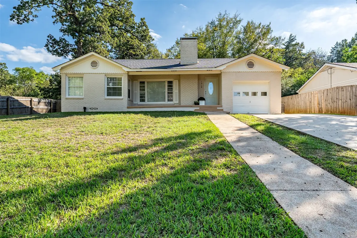 1018 Woodland Dr, Palestine, TX 75801 - #1