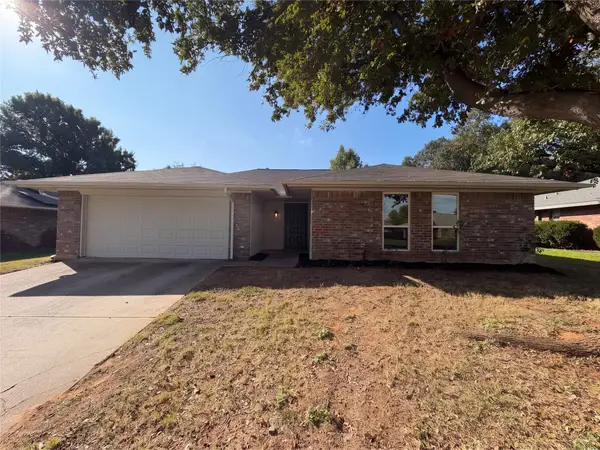 502 Anice Lane, Euless, TX 76039