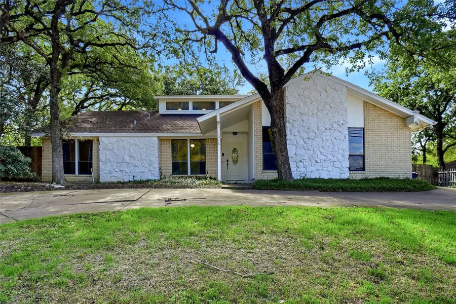 5016 Kemble Street, Fort Worth, TX 76103 - #2